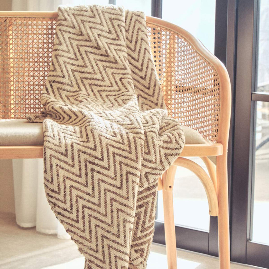 Beaumonde Home Bosie Chevron Woven Throw