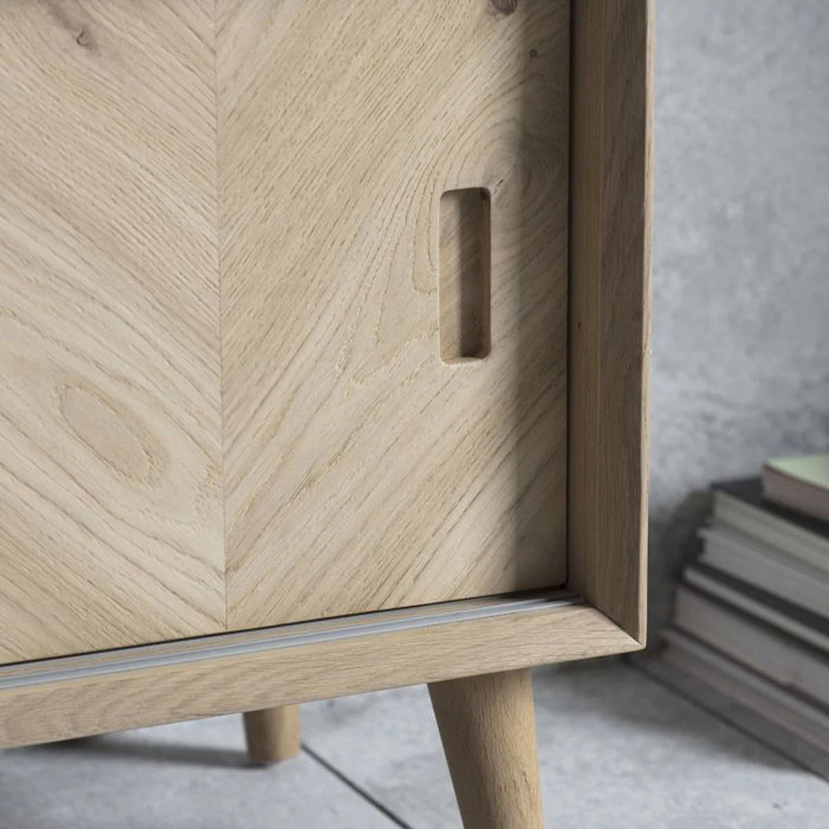 Gallery Direct Milano Media Unit