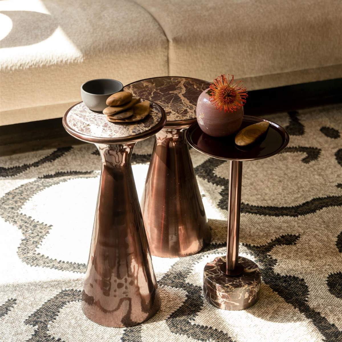 Dutch Bone Side Table Mount
