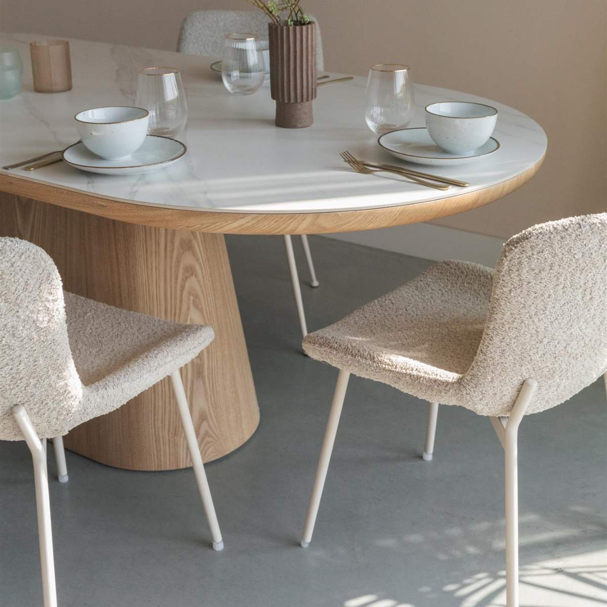 Beau&Co Almira Oval Dining Table